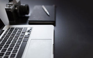 初学者怎么投股票:郑州股票配资-俞敏洪南极旅游发全员信引争议！员工称“只觉得讽刺”：老板在南极 员工在加班